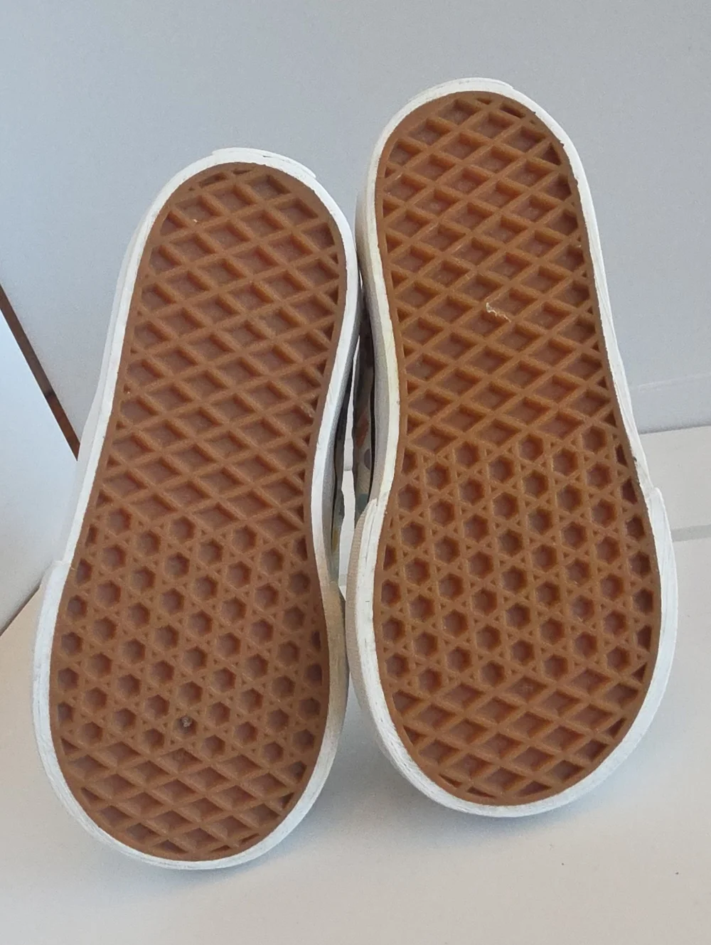 Vans Doheny V Multicolor Hearts Sneakers Size 6 Toddler